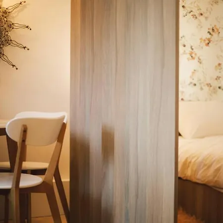 το σπίτι της ευτυχίας στούντιο Apartment