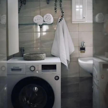 Apartment το σπίτι της ευτυχίας στούντιο Karpenisi